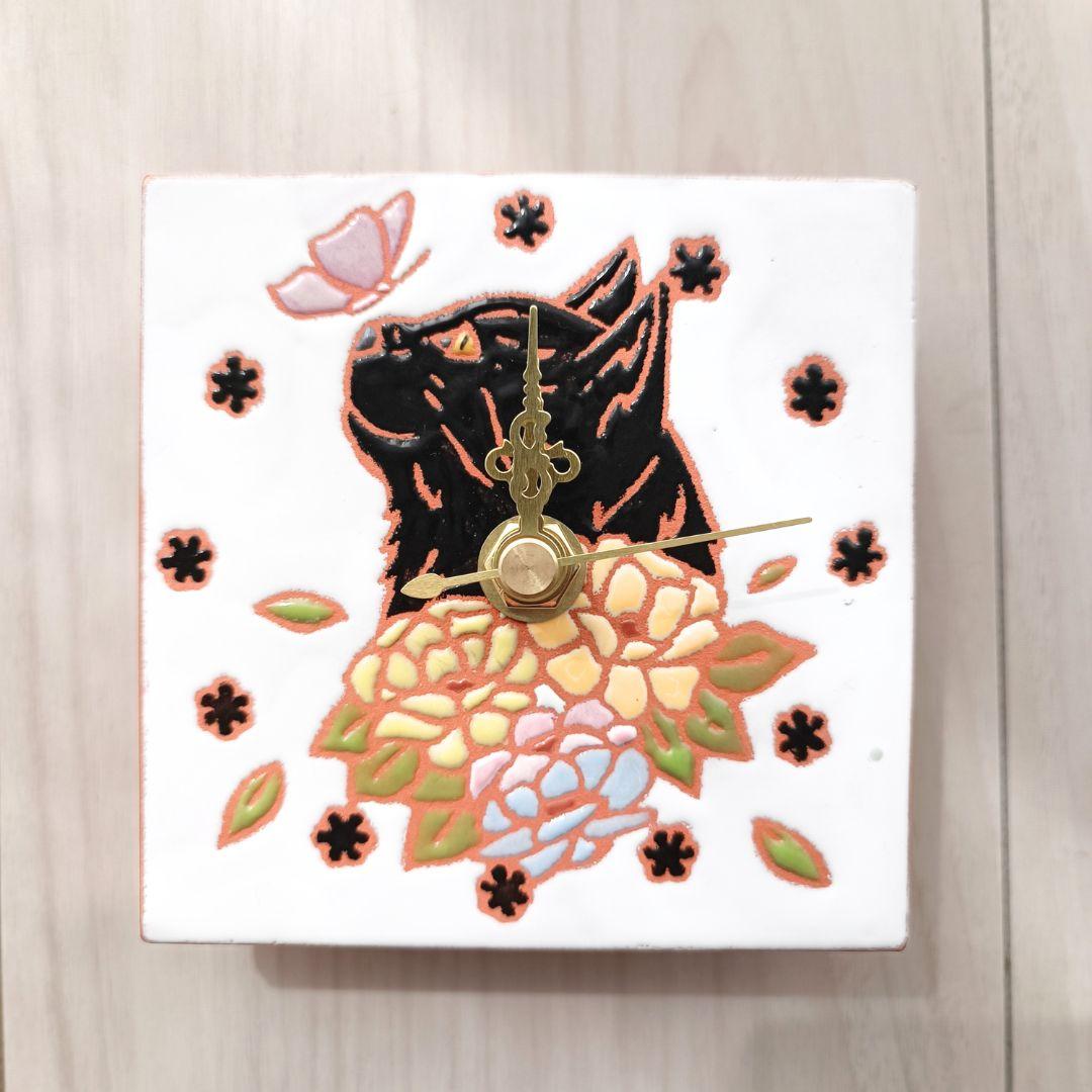 黒猫と花のアートタイル時計 | 2枚目
