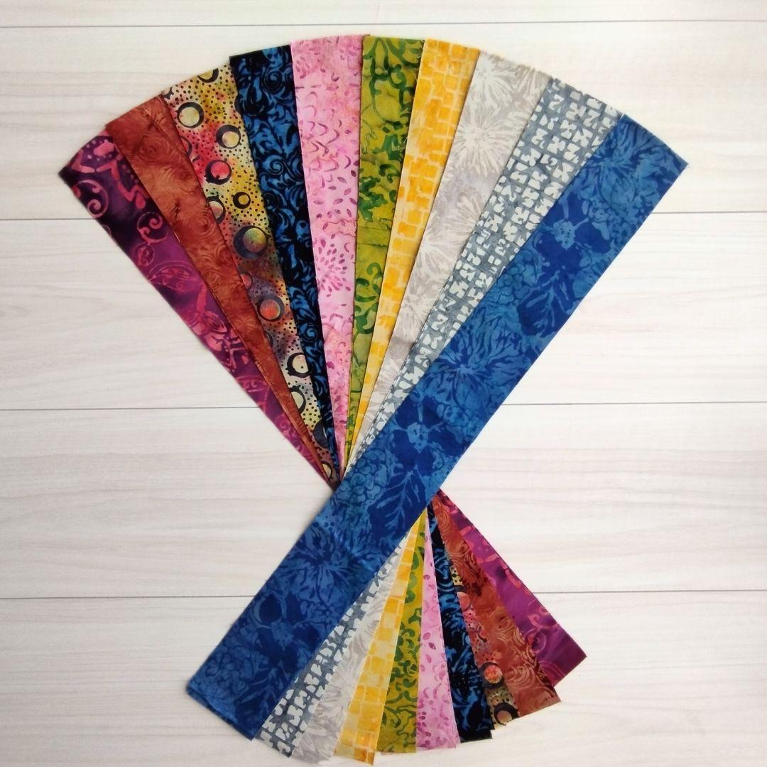 多様に使えるカッティング生地 パッチワーク キルト ハンドメイド バティック テキスタイル7 生地 染物 カットクロス1枚目の画像