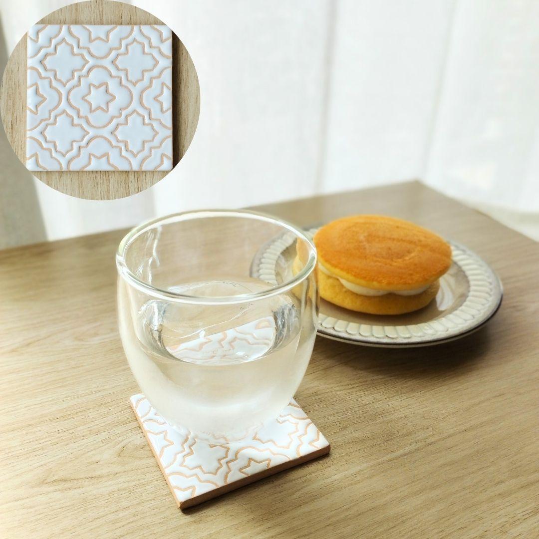無料で選べるマグネットとコルク加工！ホワイト 幾何学タイル スタンド スペインタイル インテリア コースター アート