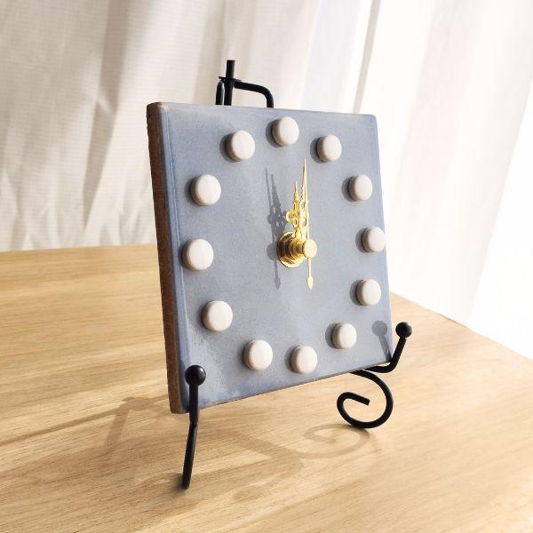 レトロな色合いのメキシコタイル＆美濃焼モザイクタイル時計  グレー | 4枚目