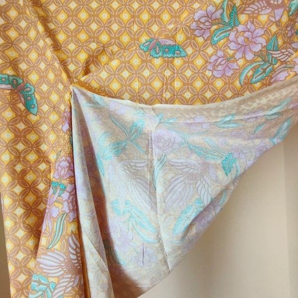 レトロなインドネシアバティックプリント生地 | 4枚目