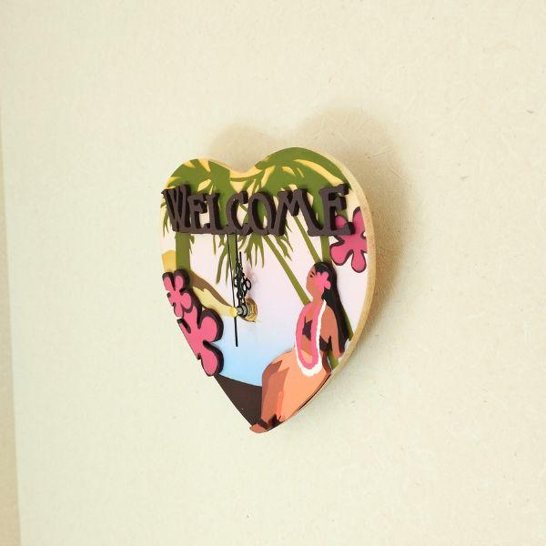 ハワイの景色　ハートのフラガールデザインハワイアン時計 | 3枚目